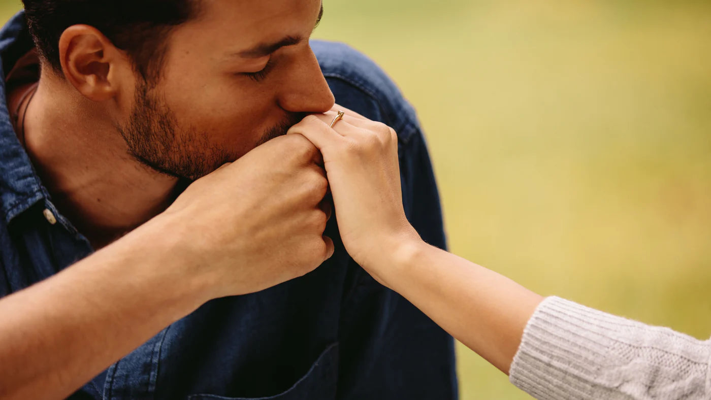 Is Your New Year Resolution To Get Girls? Then Here Are 5 Ways To Make Her Go Crazy For You!